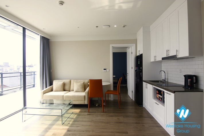 A high quality  1 bedrooms apartment for rent on Thuy Khue